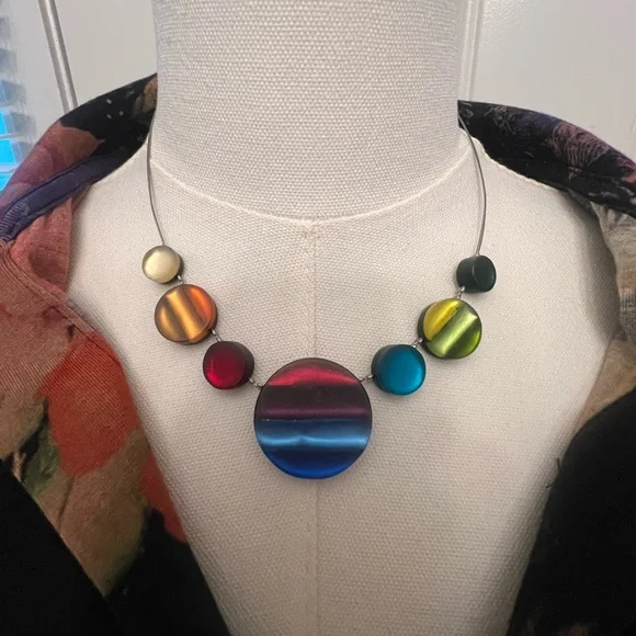 Multicolor Beaded Necklace - Picture 3 of 4